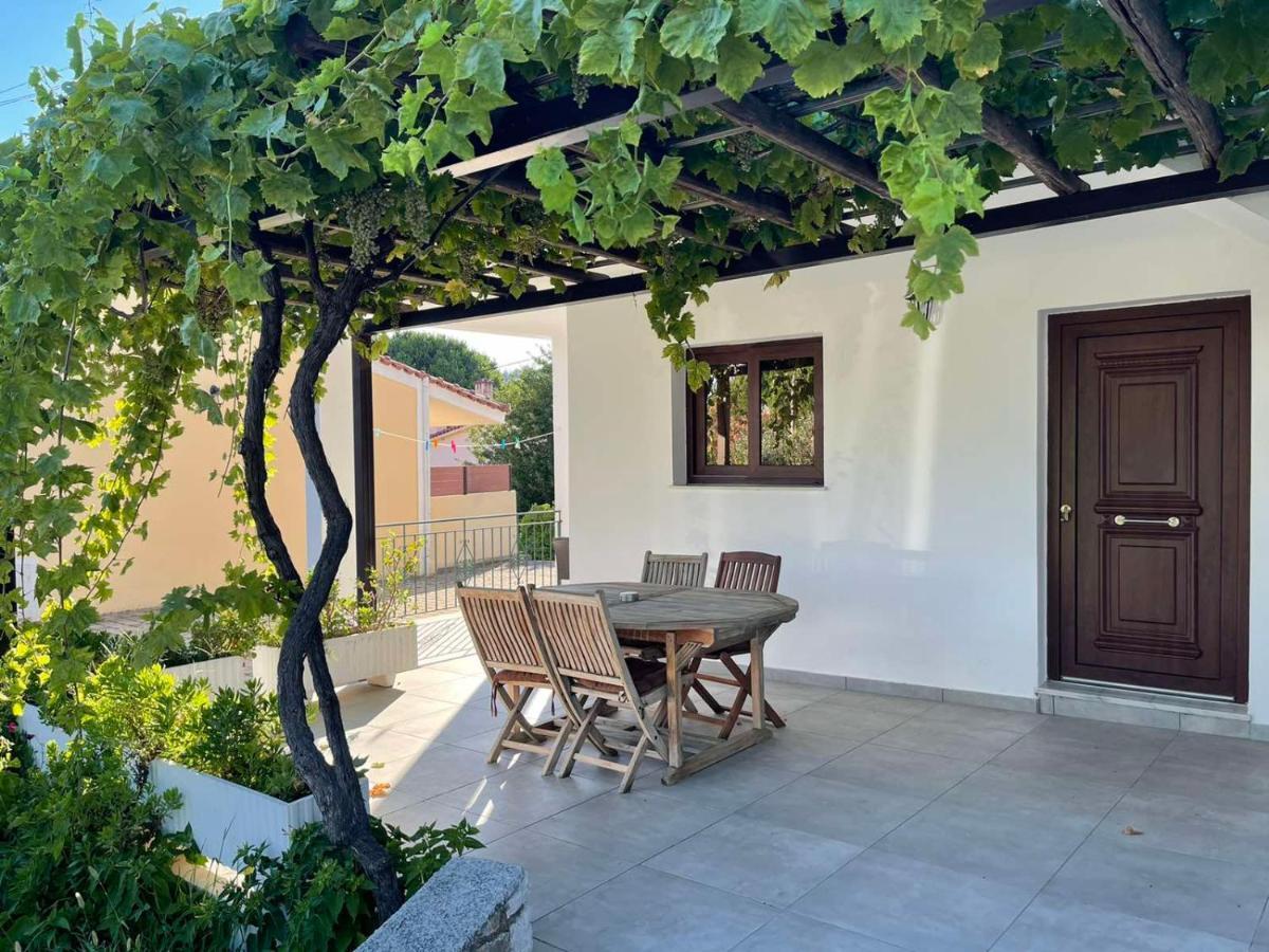 Sunset Studios & Apartments Koukounaries Exterior photo