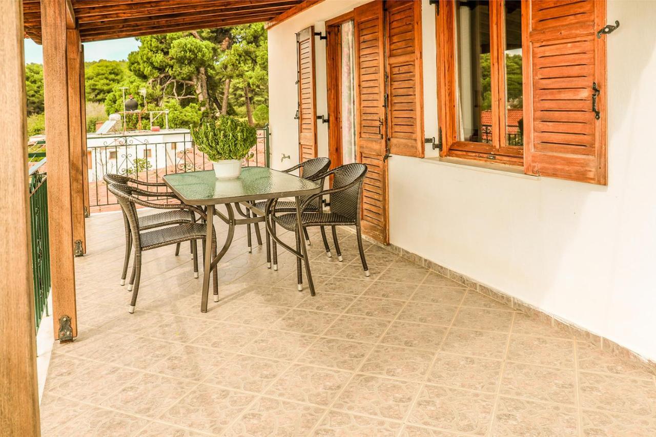 Sunset Studios & Apartments Koukounaries Exterior photo